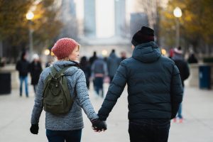 Najmodniejsze sukienki tego lata: trendy propozycje na letnie stylizacje